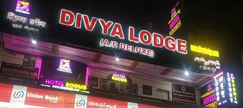 Divya Lodge Hyderabad Eksteriør billede