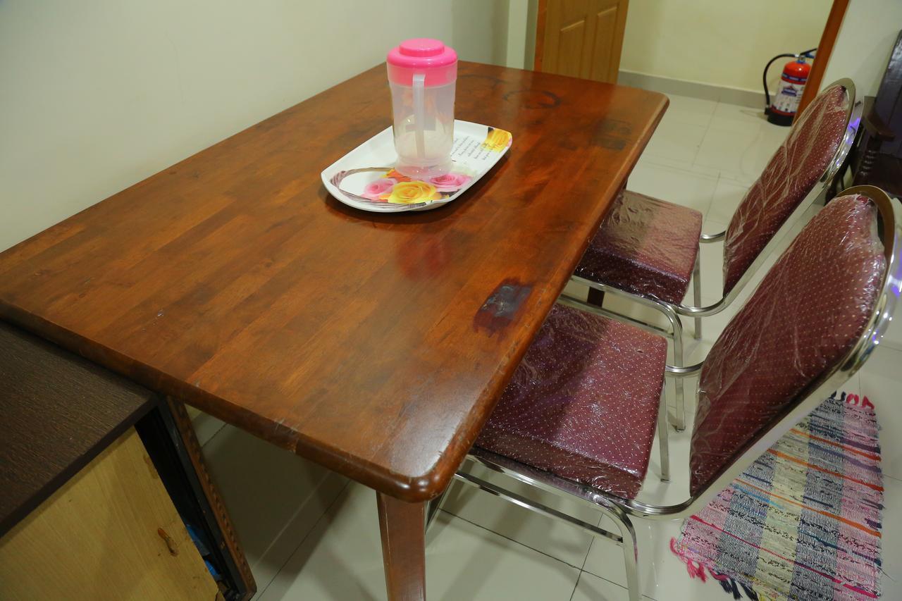 Divya Lodge Hyderabad Eksteriør billede